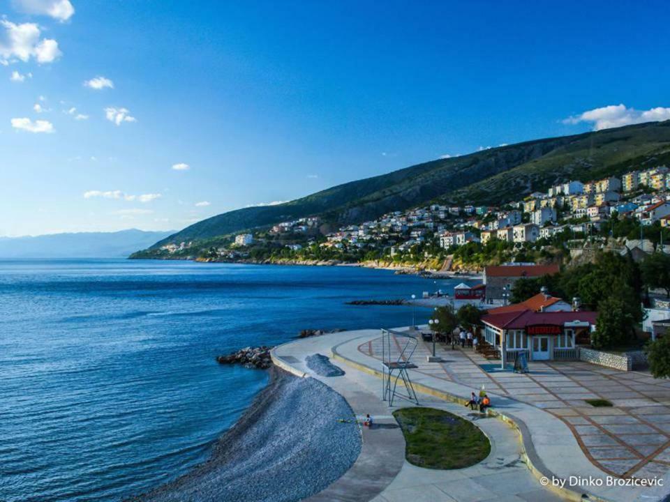 Apartment Waves-Villa Sunce Senj  Bagian luar foto